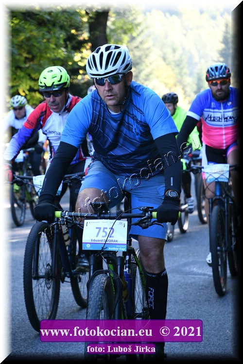 Náhled obrázku: 2021-8610-CTAuthor-752.JPG