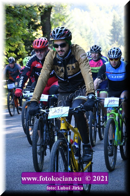 Náhled obrázku: 2021-8612-CTAuthor-925.JPG