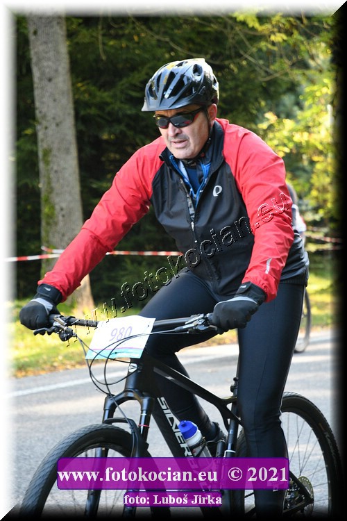 Náhled obrázku: 2021-8622-CTAuthor-980.JPG