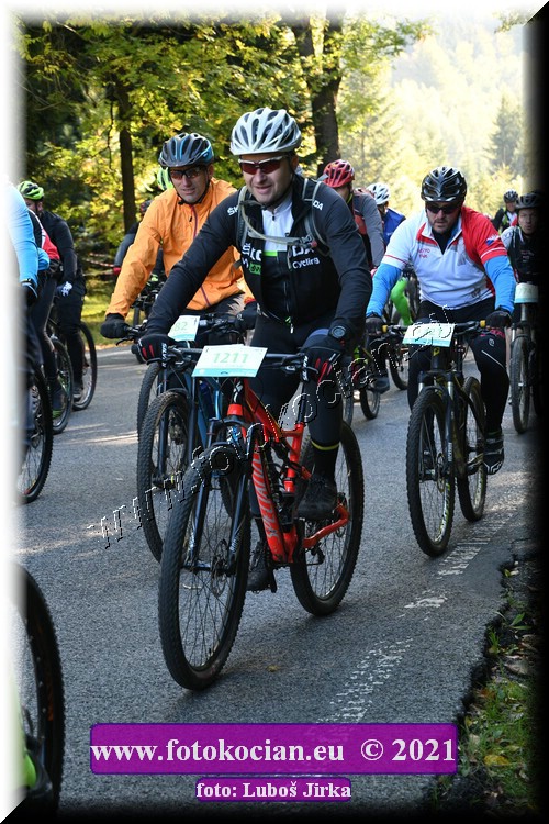 Náhled obrázku: 2021-8702-CTAuthor-1211.JPG