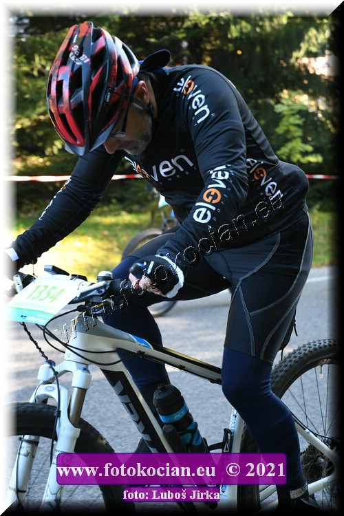 Náhled obrázku: 2021-8713-CTAuthor-1354.JPG