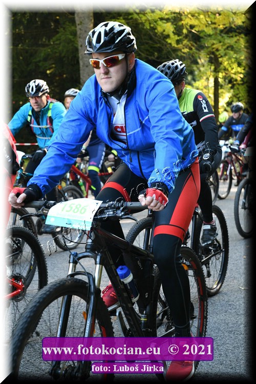 Náhled obrázku: 2021-8717-CTAuthor-1586.JPG