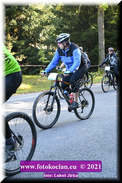 Náhled obrázku: 2021-8777-CTAuthor-1940.JPG