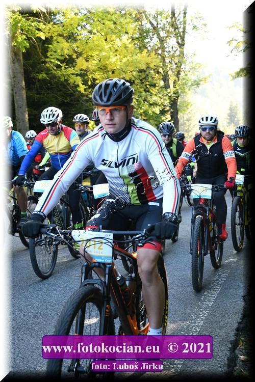 Náhled obrázku: 2021-8785-CTAuthor-2012.JPG