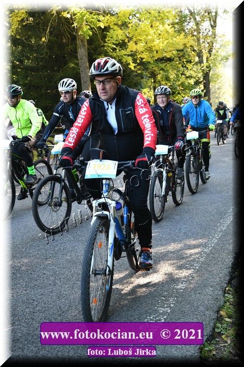 Náhled obrázku: 2021-8808-CTAuthor-1928.JPG