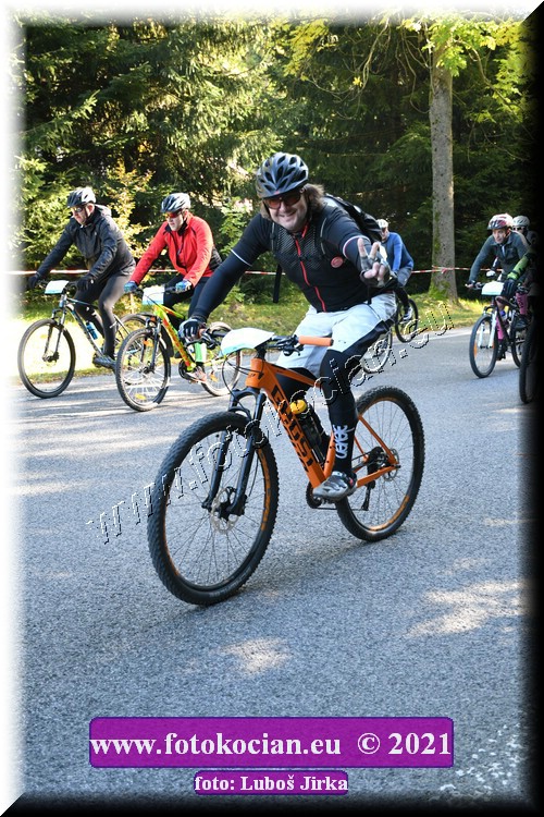 Náhled obrázku: 2021-8823-CTAuthor-0.JPG