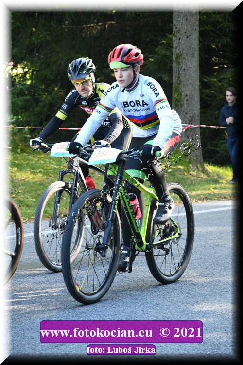 Náhled obrázku: 2021-8855-CTAuthor-2822.JPG