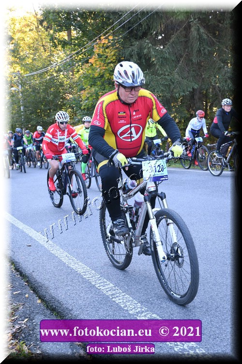 Náhled obrázku: 2021-8987-CTAuthor-3120.JPG