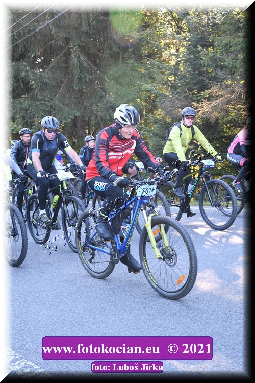 Náhled obrázku: 2021-8990-CTAuthor-3074.JPG