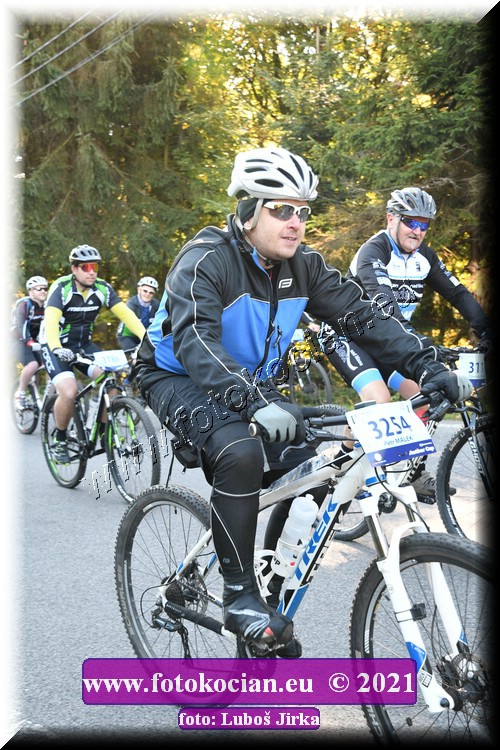 Náhled obrázku: 2021-9060-CTAuthor-3254,3111.JPG