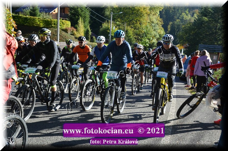 Náhled obrázku: 2021-9738-CTAuthor-1540,1330.JPG