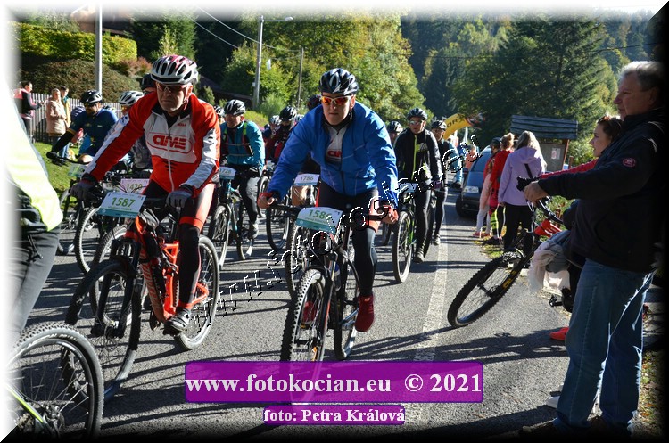 Náhled obrázku: 2021-9745-CTAuthor-1586,1587.JPG