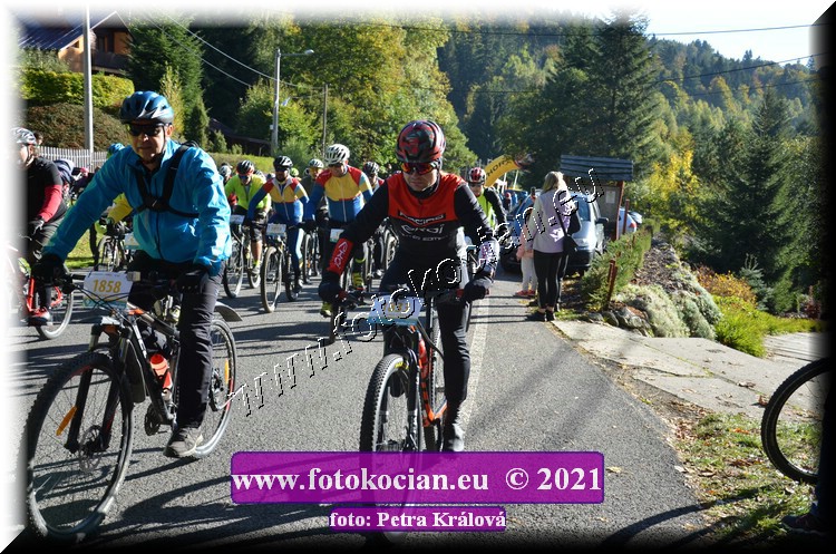 Náhled obrázku: 2021-9800-CTAuthor-1833,1858.JPG