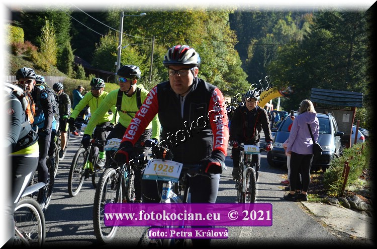 Náhled obrázku: 2021-9814-CTAuthor-1928.JPG