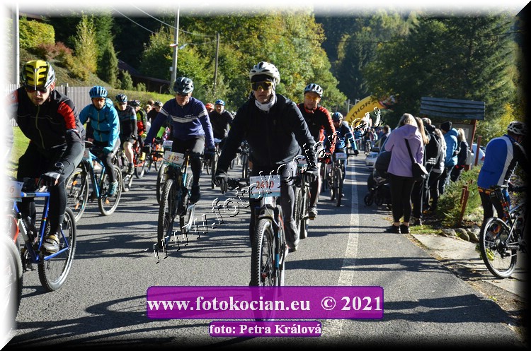 Náhled obrázku: 2021-9882-CTAuthor-2410,2413.JPG