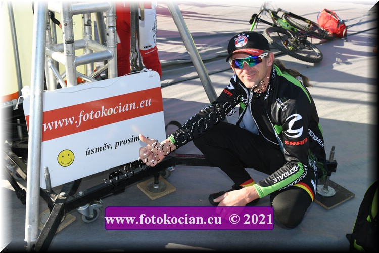 Náhled obrázku: 2021-5186-CTAuthor-.JPG