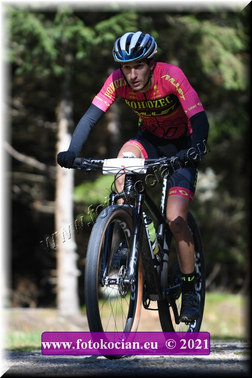 Náhled obrázku: 2021-1600-CTAuthor-3.JPG