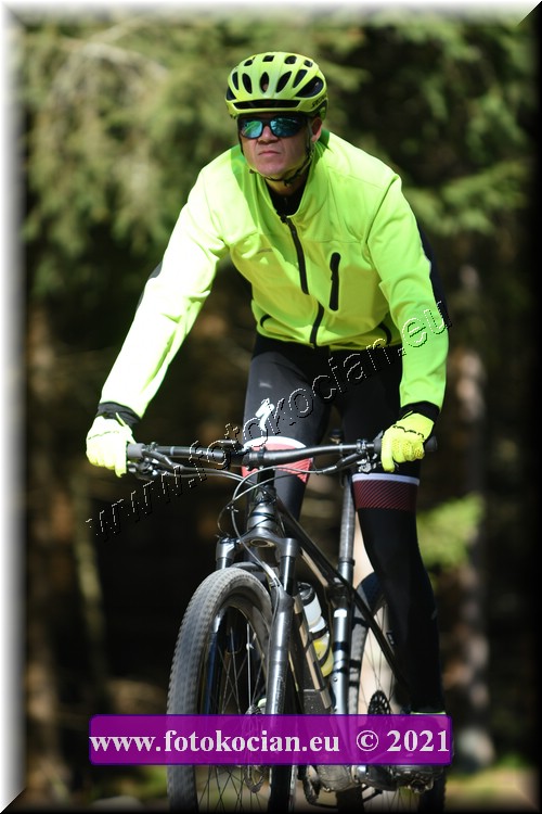 Náhled obrázku: 2021-1636-CTAuthor-0.JPG