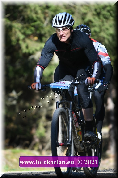 Náhled obrázku: 2021-1642-CTAuthor-398.JPG