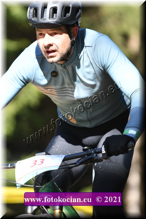 Náhled obrázku: 2021-1662-CTAuthor-33.JPG