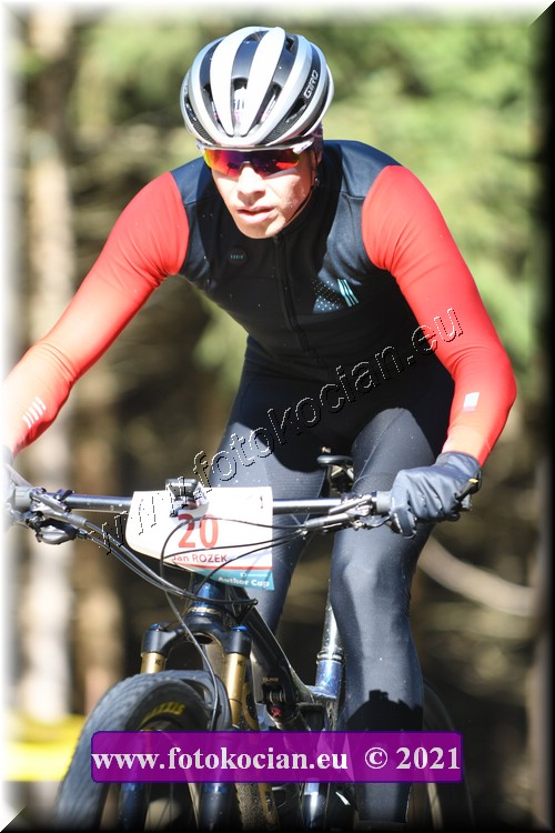 Náhled obrázku: 2021-1664-CTAuthor-20.JPG