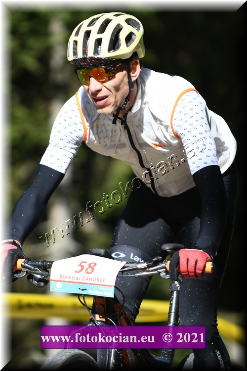 Náhled obrázku: 2021-1668-CTAuthor-58.JPG