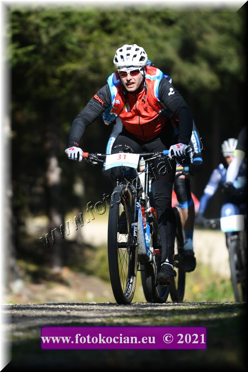 Náhled obrázku: 2021-1680-CTAuthor-31.JPG