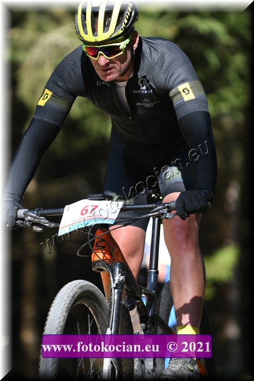 Náhled obrázku: 2021-1703-CTAuthor-67.JPG