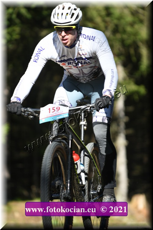 Náhled obrázku: 2021-1720-CTAuthor-159.JPG