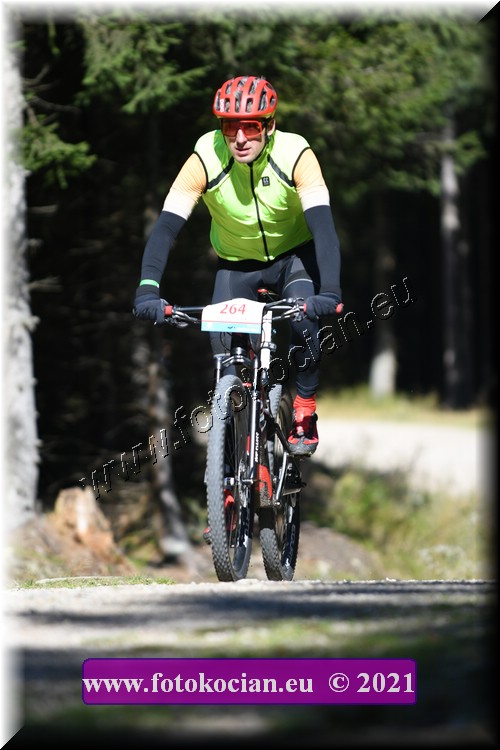 Náhled obrázku: 2021-1749-CTAuthor-264.JPG