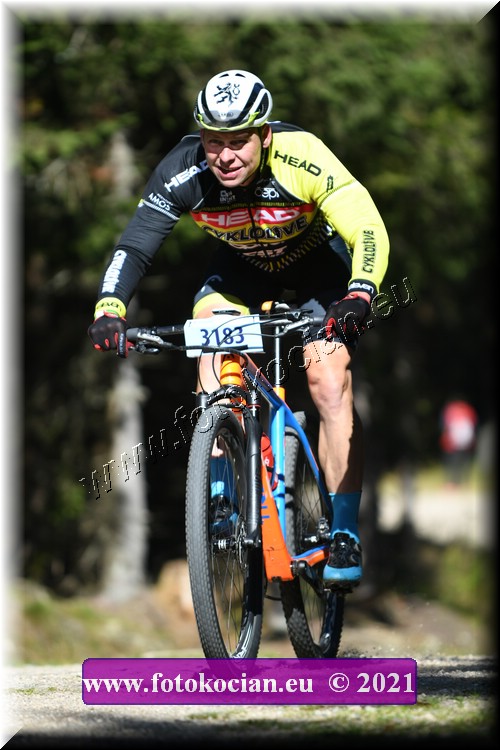 Náhled obrázku: 2021-1753-CTAuthor-3183.JPG