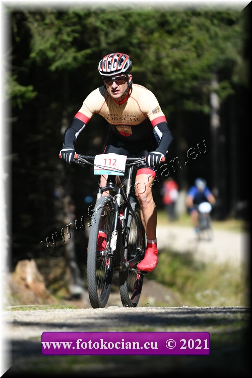 Náhled obrázku: 2021-1757-CTAuthor-112.JPG