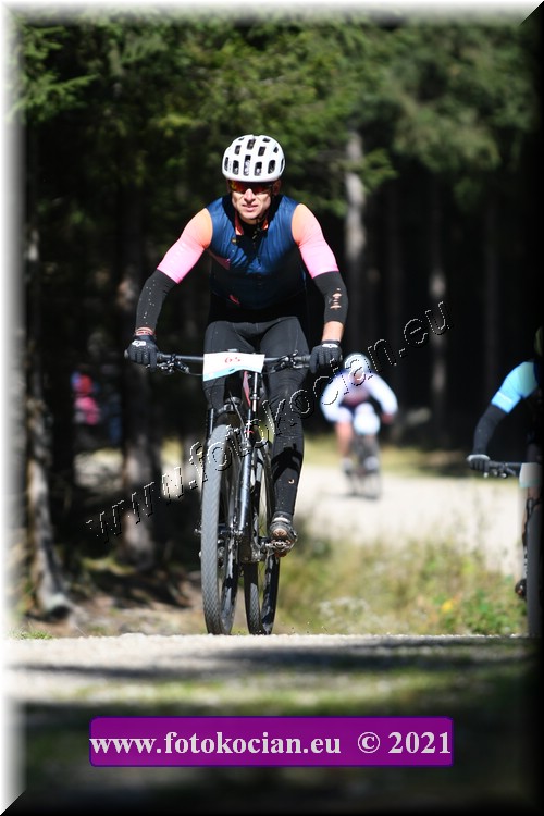 Náhled obrázku: 2021-1789-CTAuthor-65.JPG