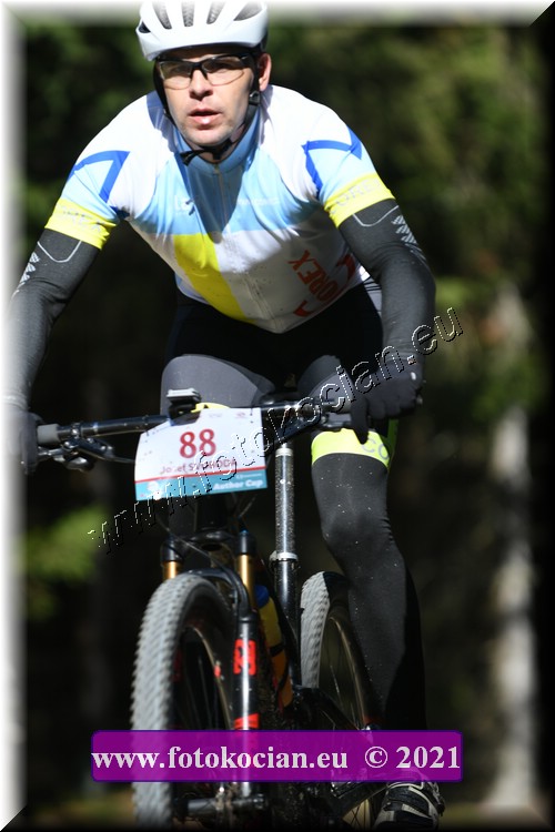 Náhled obrázku: 2021-1819-CTAuthor-88.JPG