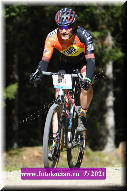 Náhled obrázku: 2021-1830-CTAuthor-318.JPG