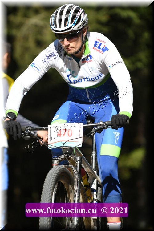 Náhled obrázku: 2021-1833-CTAuthor-470.JPG