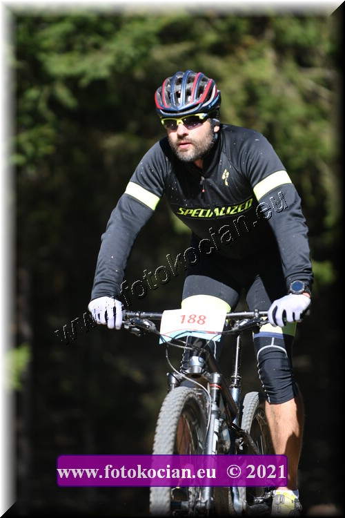 Náhled obrázku: 2021-1845-CTAuthor-188.JPG