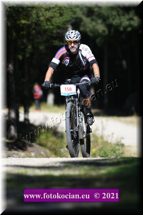 Náhled obrázku: 2021-1854-CTAuthor-150.JPG