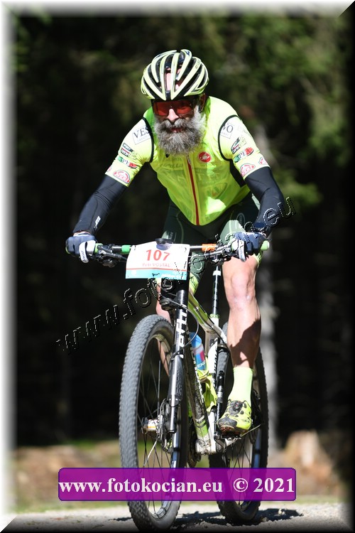 Náhled obrázku: 2021-1864-CTAuthor-107.JPG