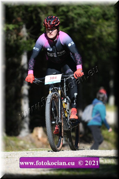 Náhled obrázku: 2021-1875-CTAuthor-384.JPG