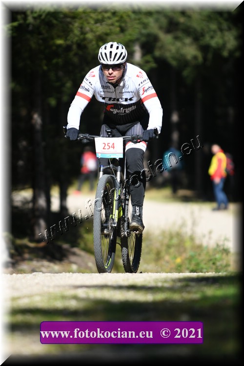 Náhled obrázku: 2021-1891-CTAuthor-254.JPG