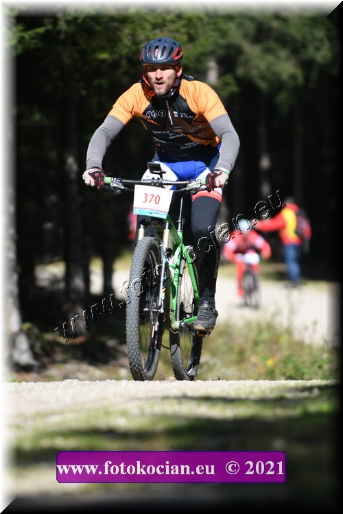 Náhled obrázku: 2021-1923-CTAuthor-370.JPG