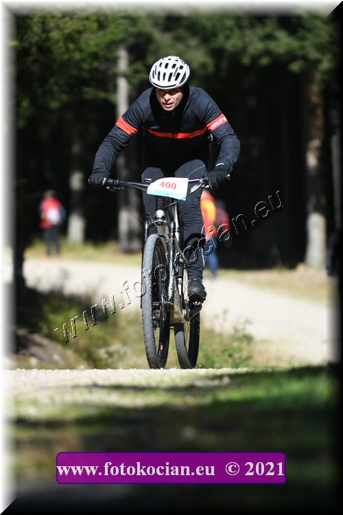 Náhled obrázku: 2021-1929-CTAuthor-400.JPG