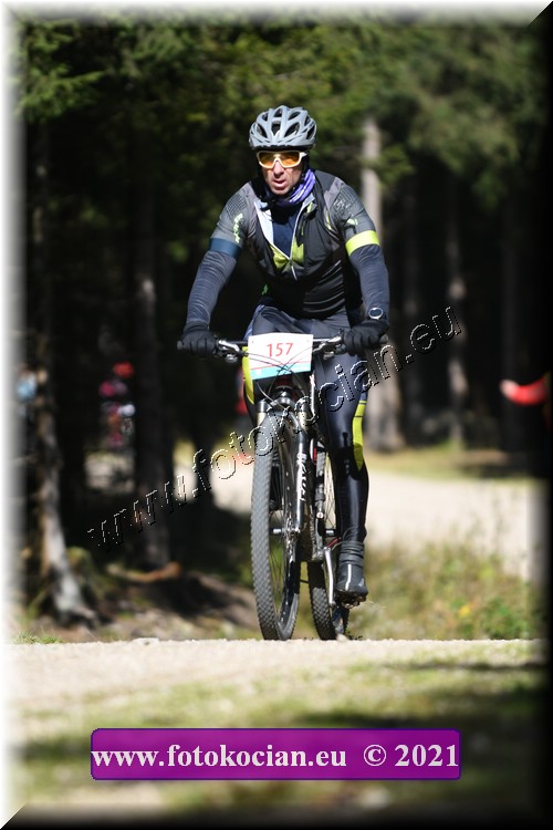 Náhled obrázku: 2021-1976-CTAuthor-157.JPG