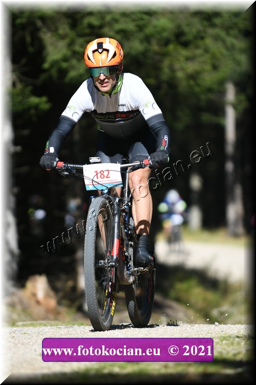 Náhled obrázku: 2021-1978-CTAuthor-182.JPG