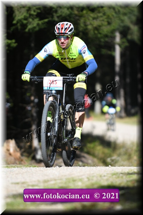 Náhled obrázku: 2021-1980-CTAuthor-285.JPG