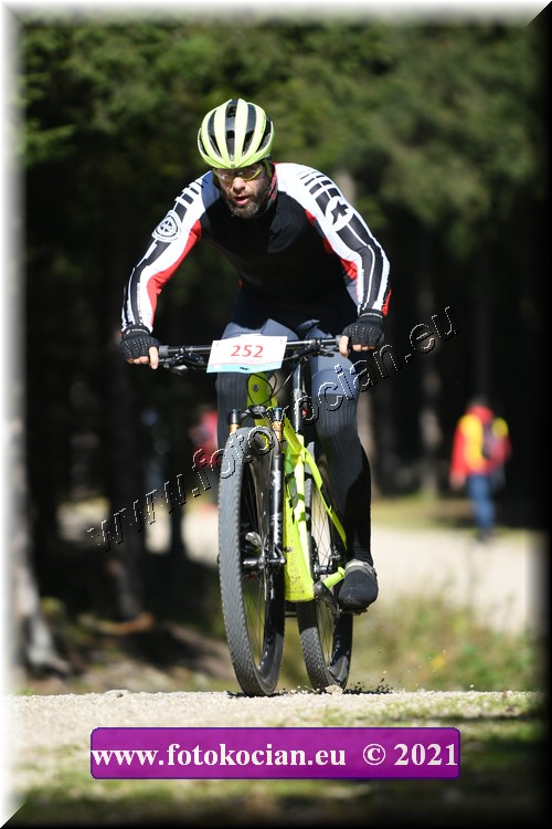 Náhled obrázku: 2021-2003-CTAuthor-252.JPG