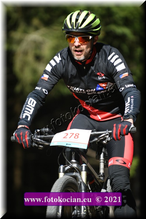 Náhled obrázku: 2021-2018-CTAuthor-278.JPG