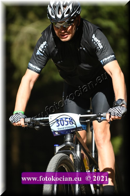 Náhled obrázku: 2021-2044-CTAuthor-3058.JPG