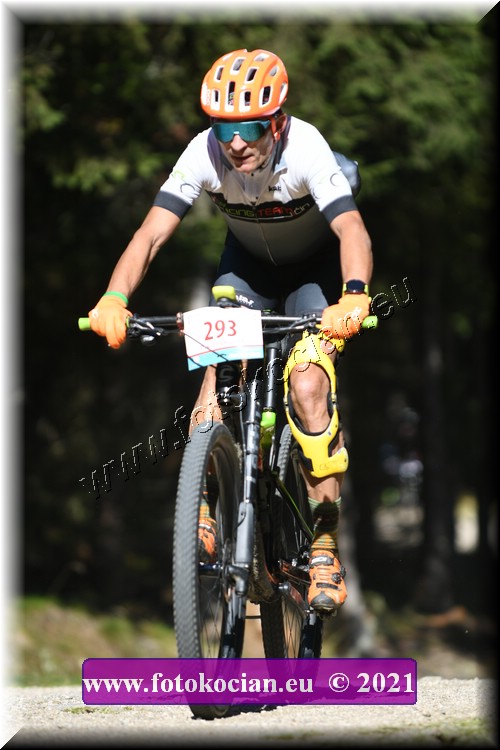 Náhled obrázku: 2021-2051-CTAuthor-293.JPG